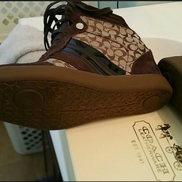 Coach suede wedges NWT - Picture 1 of 4